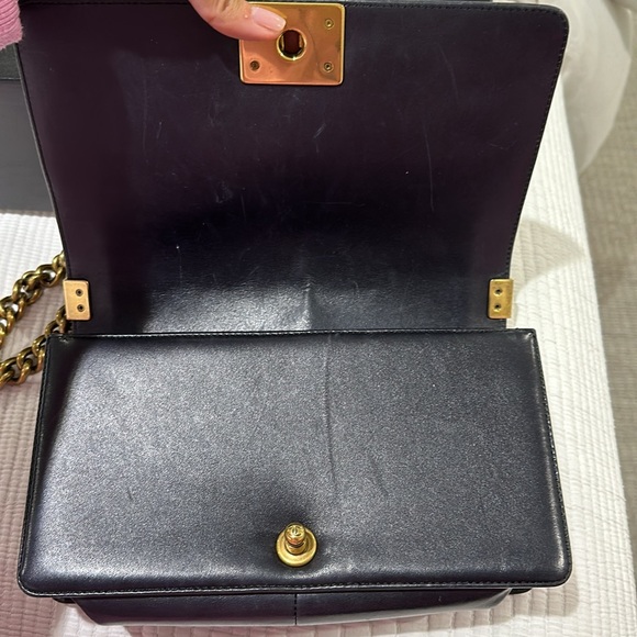 Authentic Chanel boy bag - Picture 4 of 10